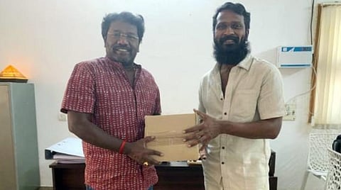 'கடைசி வரை கற்பதுதான் சினிமாவின் சிறப்பு' - வெற்றிமாறனின் உதவி இயக்குநராக கருணாஸ்