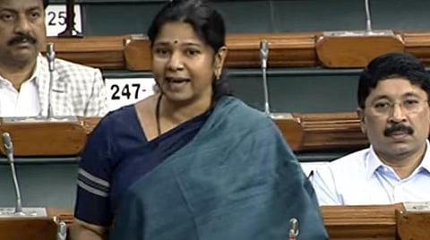நாடாளுமன்றத்தில் கனிமொழி