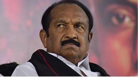மதிமுகவை கலைத்துவிட்டு திமுகவுடன் இணைக்க வேண்டும்: வைகோவுக்கு எதிராக 3 மாவட்டச் செயலாளர்கள் போர்க்கொடி