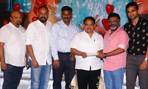'எனக்கும் பொண்ணு இருக்காங்க, அப்படி படம் எடுக்கமாட்டேன்' - 'மன்மதலீலை' குறித்து வெங்கட் பிரபு