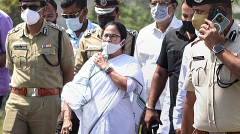 'இந்த வன்முறை ஒரு பெரிய சதி' - பிர்பும் கிராமத்தில் அதிரடி காட்டிய மேற்கு வங்க முதல்வர் மம்தா பானர்ஜி