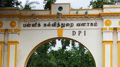 கல்விக் கட்டணம் செலுத்தாத மாணவர்கள் மீது நடவடிக்கை இல்லை: தனியார் பள்ளிகள் உறுதி செய்ய உத்தரவு