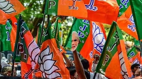பிஹாரில் விஐபி கட்சியை சேர்ந்த 3 எம்எல்ஏ.க்களும் பாஜக.வில் இணைந்தனர்