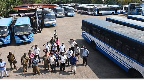 புதுச்சேரி | சொகுசு பஸ் வாங்கியதில் பல கோடி ஊழல்... நடவடிக்கை கோரி போராட முடிவு செய்துள்ளோம்: பிஆர்டிசி ஊழியர் சங்கம்