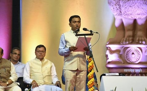 கோவா மாநில முதல்வராக பிரமோத் சாவந்த் பதவியேற்பு