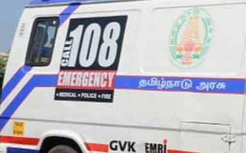 திருவள்ளூரில் 108 ஆம்புலன்ஸில் பெண்ணுக்கு பிரசவம்
