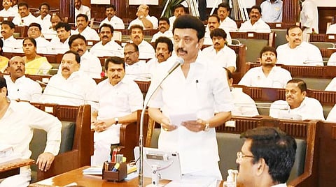 சட்டப்பேரவையில், தொழில் துறை சார்பில் மேற்கொள்ளப்பட்ட புரிந்துணர்வு ஒப்பந்தங்கள் மற்றும் வெளிநாட்டு சுற்றுப்பயணம் மூலம் தமிழகத்துக்கு ஈர்க்கப்பட்ட முதலீடுகள் குறித்து சட்டப்பேரவை விதி 110-ன் கீழ் முதல்வர் மு.க.ஸ்டாலின் நேற்று உரையாற்றினார்.