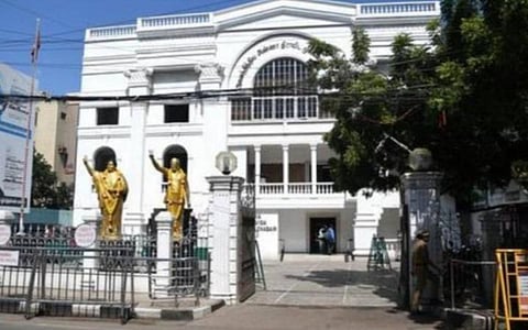 அதிமுக உட்கட்சி தேர்தல் ஏப்.19-ல் தொடங்கும் - ஒருங்கிணைப்பாளர்கள் ஓபிஎஸ், இபிஎஸ் அறிவிப்பு