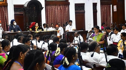 பள்ளிகளில் ஆங்கிலப் பயிற்சி: சென்னை மாநகராட்சி பட்ஜெட்டில் மேயர் ஆர்.பிரியா அறிவிப்பு