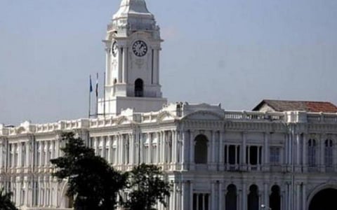 மத்திய அரசு திட்டங்களின் கீழ் சாலையோர வியாபாரிகள் குடும்பங்களை இணைக்க நடவடிக்கை: குடும்ப உறுப்பினர்களின் விவரங்களை சேகரிக்க மாநகராட்சி திட்டம்