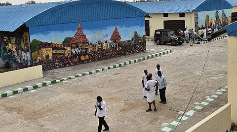 'எடுபடாத சிபாரிசு' - ரூ.42 கோடி வாடகை பாக்கி... 138 கடைகளுக்கு சீல் வைப்பு: மதுரை மாநகராட்சி அதிரடி