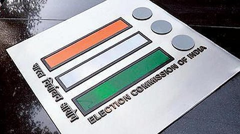 வெளிநாடுவாழ் இந்தியருக்கு வாக்குரிமை - தலைமை தேர்தல் ஆணையம் பரிசீலனை