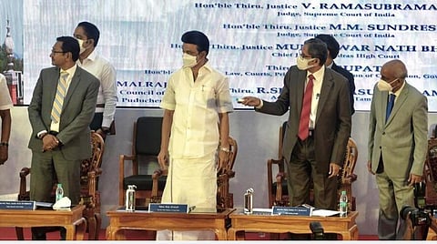 'தமிழர்களின் மொழி அடையாளம் பெருமைமிக்கது' - உச்ச நீதிமன்ற தலைமை நீதிபதி பாராட்டு