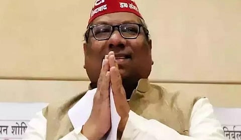 'இந்தி பேச முடியாது என்றால் வெளிநாட்டுக்கு செல்லலாம்' - உ.பி. அமைச்சர் கருத்தால் சர்ச்சை