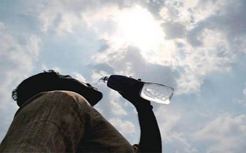 வேலூரில் 106 டிகிரி வெயில்: 9 இடங்களில் 100 டிகிரியை தாண்டியது