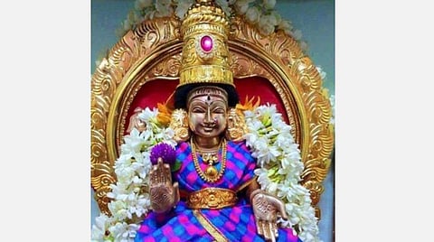 ரிஷப ராசி அன்பர்களே! மே மாத பலன்கள்