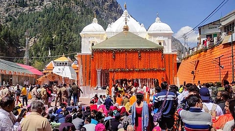 சார்தாம் யாத்திரை தொடக்கம் : கங்கோத்ரி, யமுனோத்ரி கோயில்கள் திறப்பு