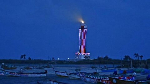 தனுஷ்கோடியில் திறக்கப்பட்டுள்ள புதிய கலங்கரை விளக்கம்.