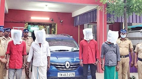 கொள்ளை வழக்கில் தொடர்புடைய 5 பேர் கைது: மருத்துவப் பரிசோதனையின்போது ஒருவர் தப்பியோட்டம்