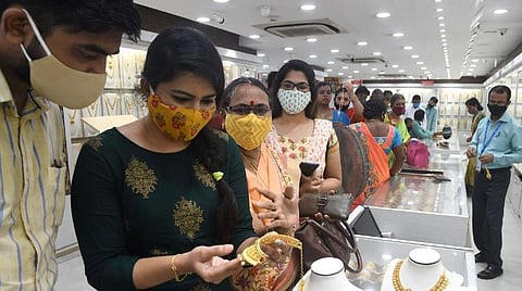 தங்கம் விலை கணிசமாக உயர்வு: இன்றைய நிலவரம் என்ன?
