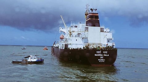 பொருளாதார நெருக்கடியில் உள்ள இலங்கைக்கு 40,000 டன் டீசலை அனுப்பியது இந்தியா