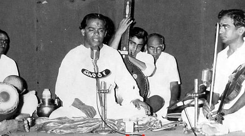 அற்புதமான நீலமணி