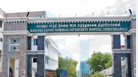 திருச்சி அரசு மருத்துவமனையில் கடந்த 5 மாதங்களில் இணையத்துக்கு அடிமையான 230 சிறார்களுக்கு சிகிச்சை: சிகிச்சைக்கு வருவோரின் எண்ணிக்கை தொடர்ந்து அதிகரிப்பு