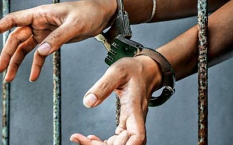 ரூ.1 கோடி ஐபிஎல் சூதாட்டம்: அஞ்சல் துறை அதிகாரி கைது
