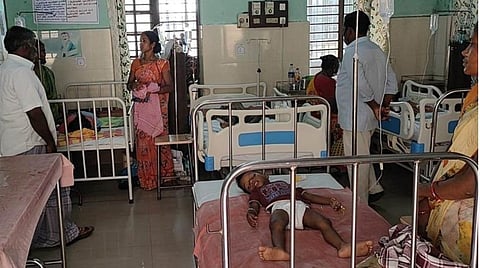 காரைக்கால் | கழிவுநீர் கலந்த குடிநீரை குடித்த 3 குழந்தைகள் உள்ளிட்ட 20-க்கும் மேற்பட்டோர் பாதிப்பு