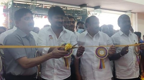 சென்னை மலர் கண்காட்சி: உதயநிதி ஸ்டாலின் தொடங்கி வைத்தார்