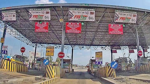 திமுக ஆட்சிக்கு வந்ததும் அகற்றுவதாக கூறிய கப்பலூர் டோல்கேட்டை மூட முதல்வர் நடவடிக்கை எடுப்பாரா?