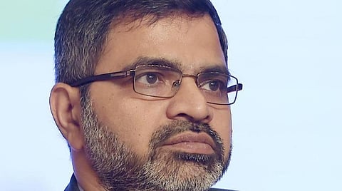 உள்துறை செயலர் பணீந்திர ரெட்டி.