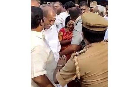 புதுச்சேரி | முதல்வரை தள்ளிவிட்ட அமைச்சரின் பாதுகாப்பு அதிகாரி; வீடியோ பரவல்: பெரிதுபடுத்தாதீர் என என்ஆர் காங். வேண்டுகோள்