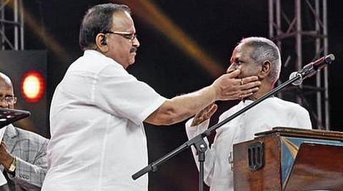 இசை ரசிகர்களை உருகவைத்த கண்ணீர்