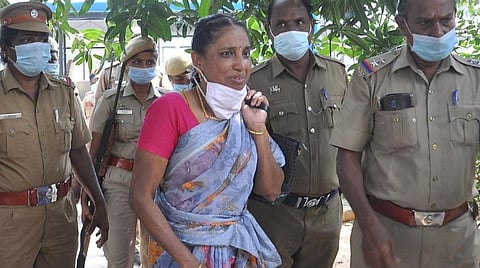 நளினி, ரவிச்சந்திரன் தொடர்ந்த வழக்கு தள்ளுபடி - உச்ச நீதிமன்றத்தை நாட தலைமை நீதிபதி அமர்வு அறிவுறுத்தல்