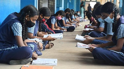 தேசிய கல்விக் கொள்கையால் இடைநிற்றல் அதிகரிக்கும்: உயர் நீதிமன்றத்தில் தமிழக அரசு பதில் மனு