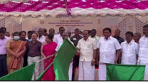 இலங்கைக்கு 2-வது கட்டமாக 15,000 மெட்ரிக் டன் அத்தியாவசியப் பொருட்களை அனுப்பியது தமிழகம்
