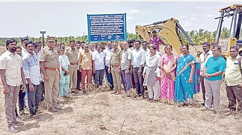 உடுமலை அருகே ஆக்கிரமிக்கப்பட்ட ரூ.5 கோடி மதிப்புள்ள கோயில் நிலம் மீட்பு