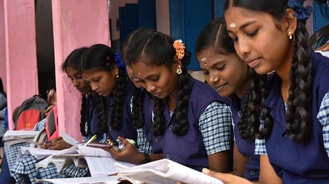 11-ம் வகுப்பு தேர்வு முடிவுகள் | கணினி அறிவியல் பாடத்தில் 96.90% தேர்ச்சி