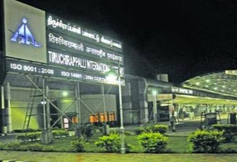 திருச்சி, மதுரை விமான நிலையங்களிலிருந்து இலங்கைக்கு கார்கோ சேவை நிறுத்தம்