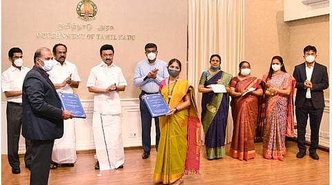 உயிரி தொழில்நுட்ப கல்வி மற்றும் ஆராய்ச்சி: முதல்வர் முன்னிலையில் 5 புரிந்துணர்வு ஒப்பந்தங்கள் கையெழுத்து