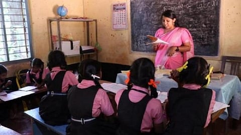 100 தற்காலிக ஆசிரியர் பணிக்கு நாமக்கல்லில் 3600 பேர் விண்ணப்பம்