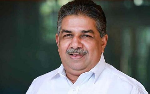 அமைச்சர்களே அரசமைப்பை அவமதிக்கலாமா?