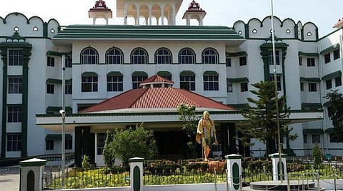 குடும்ப வன்முறை வழக்குகளை குற்றவியல் வழக்காகவே விசாரிக்க வேண்டும்: உயர் நீதிமன்றம் உத்தரவு