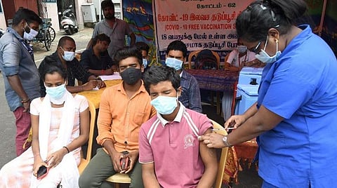 தமிழகத்தில் 18 - 59 வயது வரை உள்ள 3.45 கோடி பேர் பூஸ்டர் டோஸ் தடுப்பூசி செலுத்த தகுதி