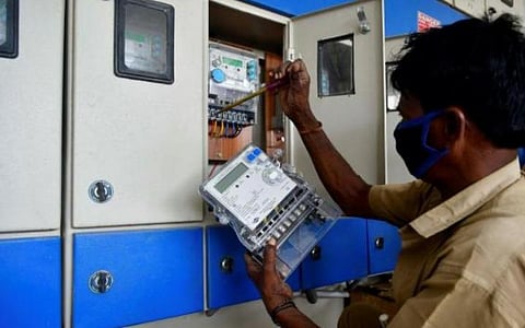 மின் கட்டண உயர்வுக்கு அரசியல் கட்சித் தலைவர்கள் கண்டனம்