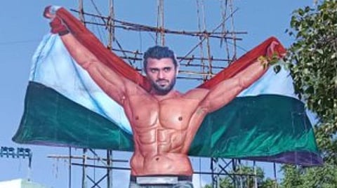 ஆக்ஷனில் கலக்கும் விஜய் தேவரகொண்டா - வெளியானது 'லைகர்' ட்ரெய்லர்