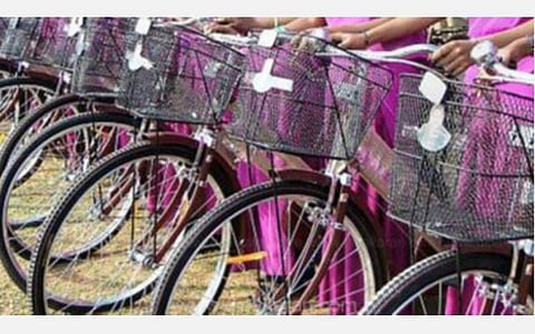 அரசுப் பள்ளி மாணவர்களுக்கு இலவச மிதிவண்டி வழங்க பட்டியல் தயாரிப்பு: கவனமுடன் இறுதிசெய்ய கல்வித் துறை உத்தரவு