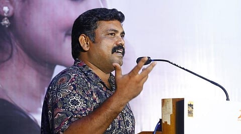 “வசனமில்லாமல் உடல்மொழியிலேயே நடிப்பவர் சாய் பல்லவி” - காளி வெங்கட் பாராட்டு
