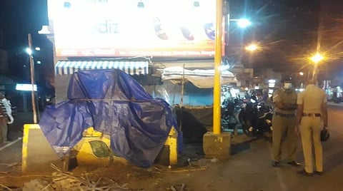 நாமக்கல்லில் பெரியார் சிலை சேதம்: முன்னெச்சரிக்கை நடவடிக்கையாக போலீஸ் பாதுகாப்பு